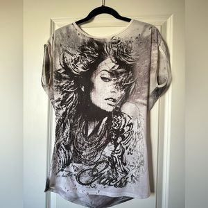 Flowy top from GUESS, size Medium